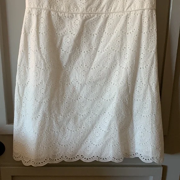 Gal Meets Glam Blythe Scalloped Dress - Picture 6 of 8